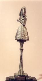 Langes Mädchen, Bronze, 37 cm