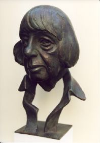 Ilse Türk 2001, Bronze, 38 cm